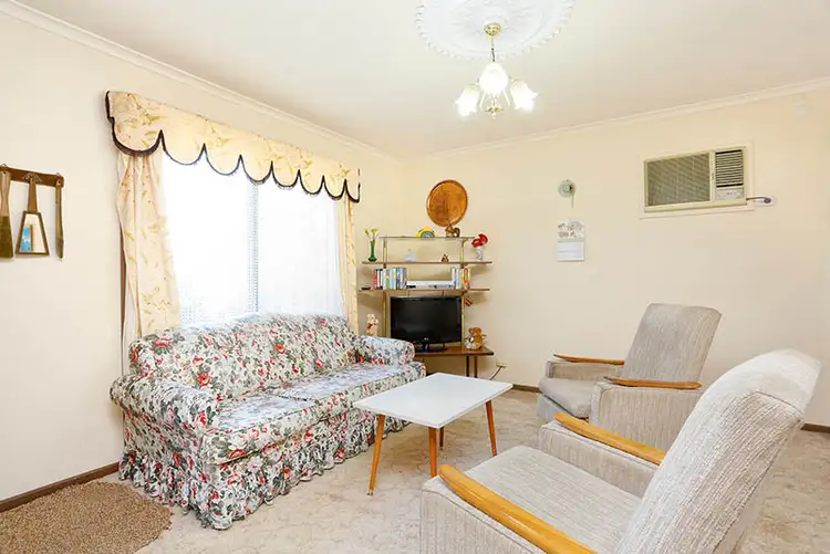 Third view of Homely house listing, 3 Fosters Court, Cranbourne North VIC 3977