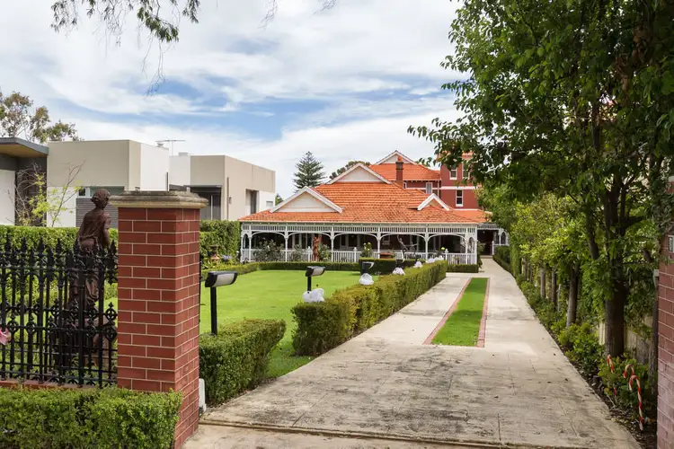 62 Leake Street, Peppermint Grove WA 6011