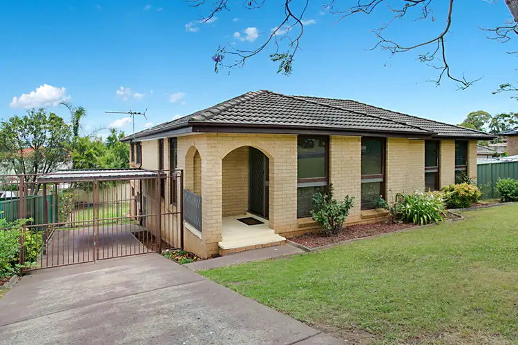 9 Aberdeen Road, St Andrews NSW 2566
