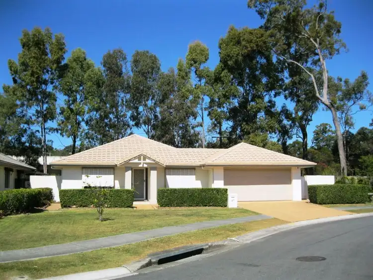 27 Seville Circuit, Burleigh Waters QLD 4220