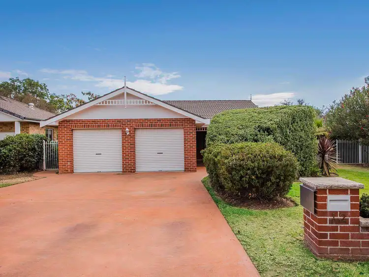 12 Macquarie Drive, Mudgee NSW 2850