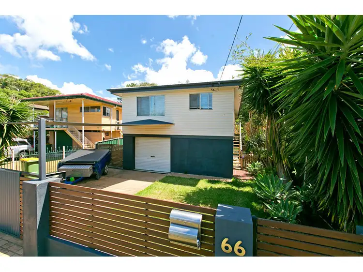66 Thomas Street, Birkdale QLD 4159