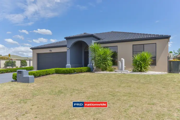 1 Yarraga Place, Tamworth NSW 2340