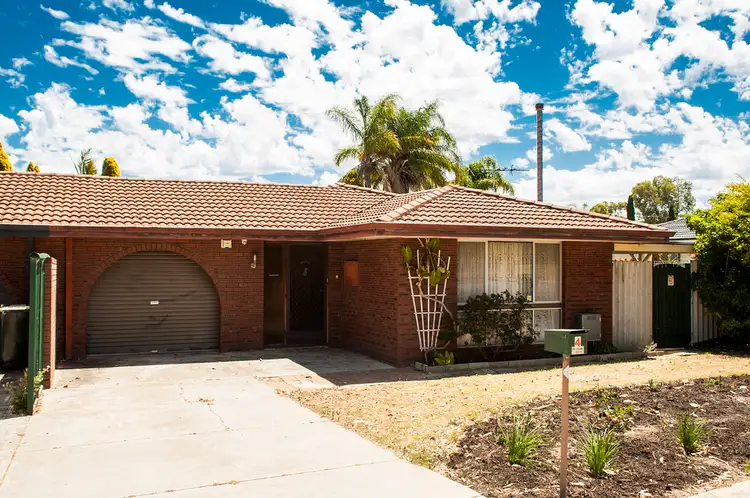 4 Dalmain Street, Kingsley WA 6026