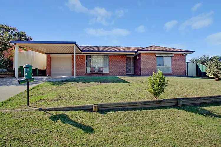 2 Baynton Place, St Helens Park NSW 2560