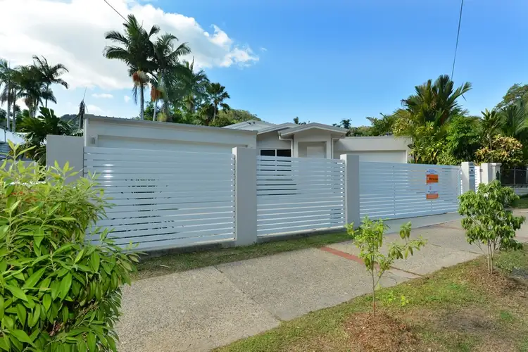 2/102 Collins Ave, Edge Hill QLD 4870