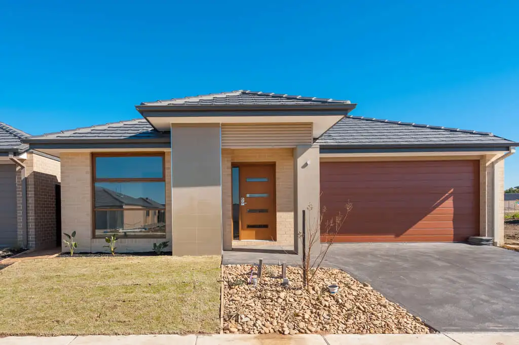 Main view of Homely house listing, (14) 1148 Moonlight Way, Mickleham VIC 3064