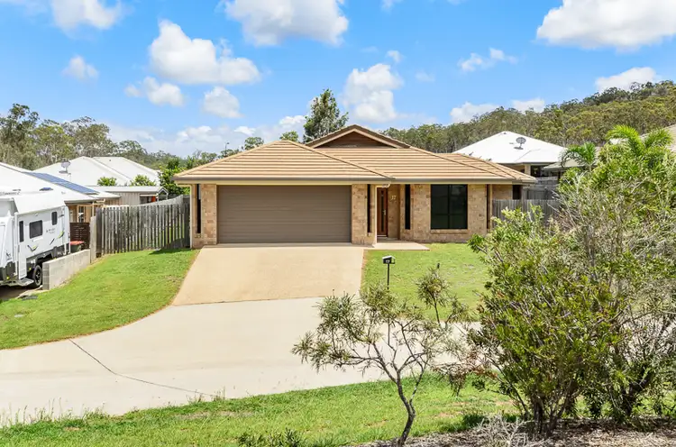 17 GRASSTREE CRESCENT, Kirkwood QLD 4680