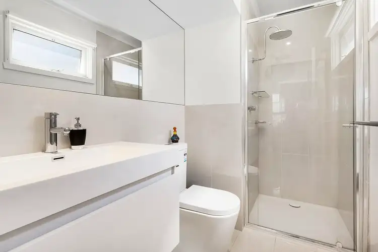 Sixth view of Homely house listing, 5 Silverdale Ct, Doncaster East VIC 3109