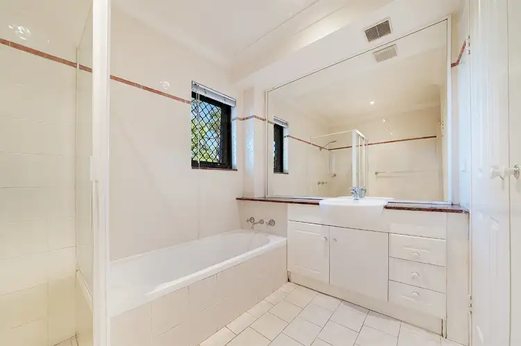 Sixth view of Homely unit listing, 25/5-17 Pacific Highway, Roseville NSW 2069