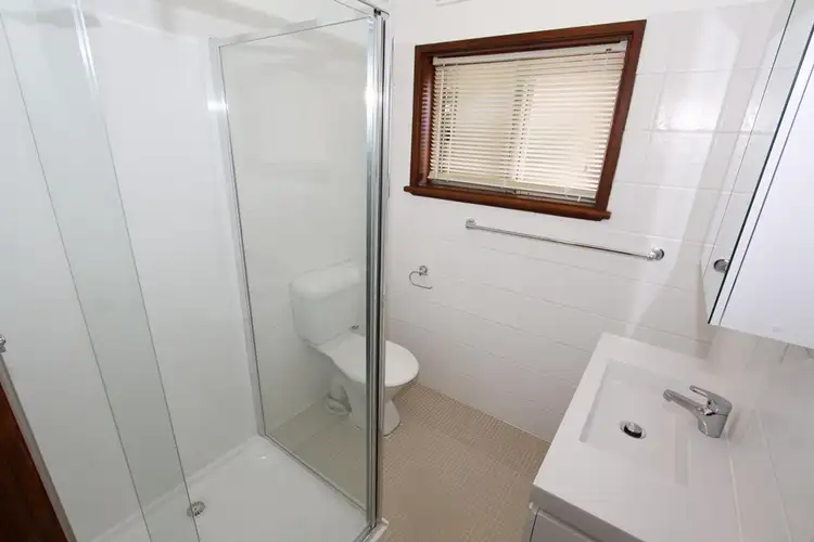 Fourth view of Homely unit listing, 2/6 Joyes Place, Tolland NSW 2650