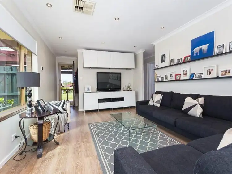 Second view of Homely house listing, 9 Grassbird Loop, Yangebup WA 6164