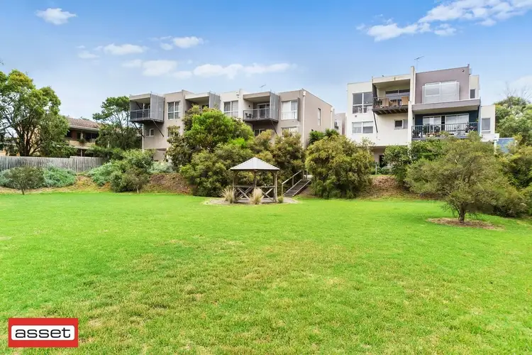 8/107 Nepean Highway, Seaford VIC 3198
