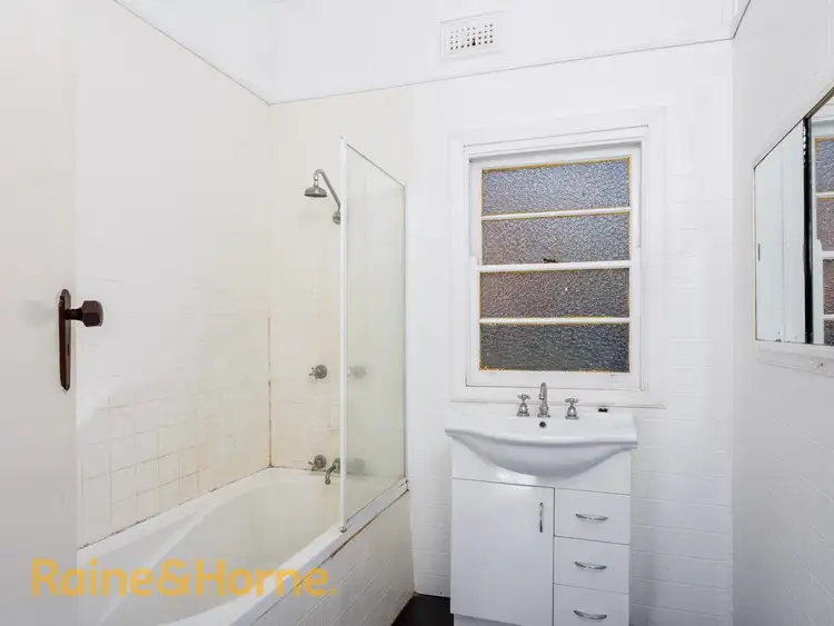 Fourth view of Homely house listing, 9 Halloran Street, Turvey Park NSW 2650