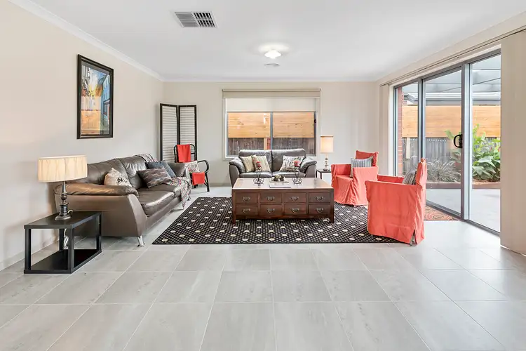 10 Village Green Drive, Kyneton VIC 3444