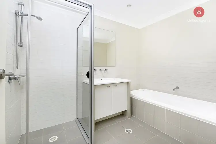 Fourth view of Homely house listing, 33 Cadman Avenue, West Hoxton NSW 2171