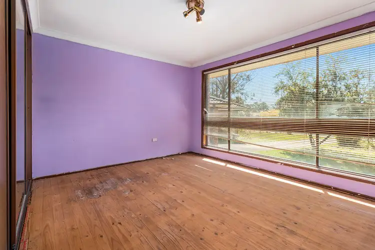 Second view of Homely house listing, 11 Lyrebird Place, Ingleburn NSW 2565