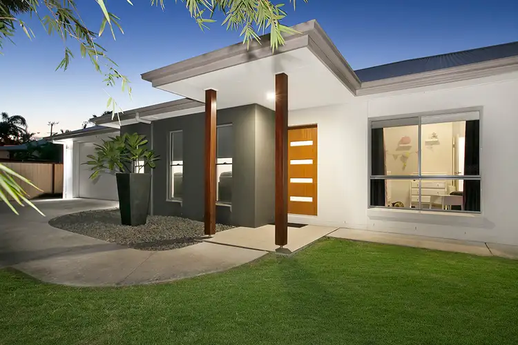 Second view of Homely house listing, 8 Eveleigh Street, Wooloowin QLD 4030