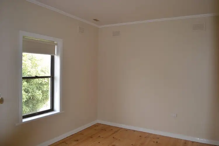 Sixth view of Homely semi-detached listing, 5 Degaris Street, Millicent SA 5280