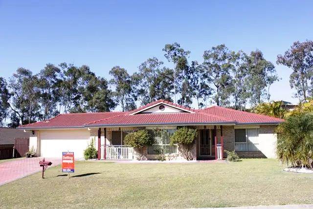 10 Chestnut Drive, Flinders View QLD 4305