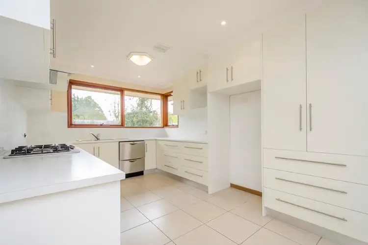 Fifth view of Homely house listing, 8 Elmes Court, Hoppers Crossing VIC 3029