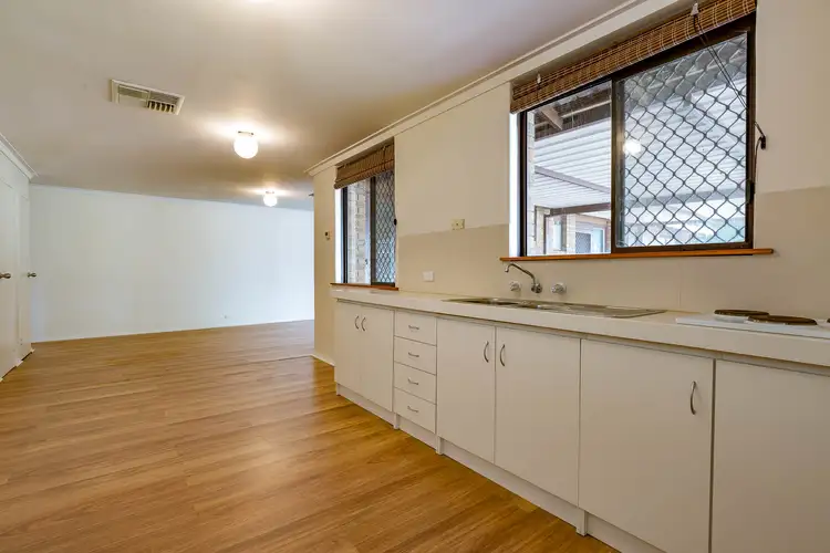 Fifth view of Homely house listing, 17 Walcha Way, Armadale WA 6112