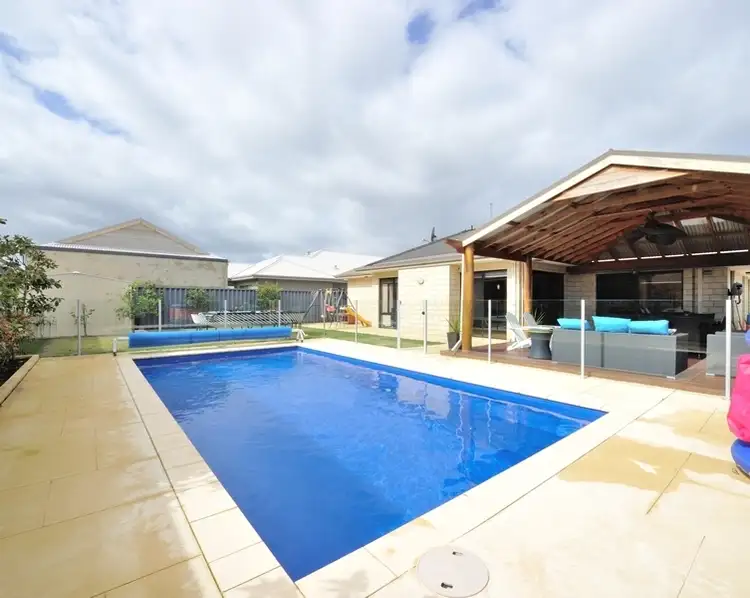 31 Claret Ash Boulevard, Baldivis WA 6171