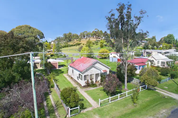 Seventh view of Homely house listing, 33 Prisk Street, Guyra NSW 2365