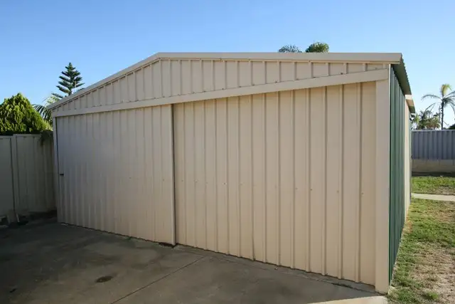 Second view of Homely house listing, 10 Sunningdale Circle, Cooloongup WA 6168