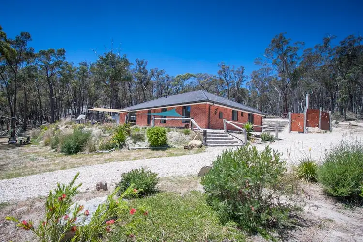 584 FEENEYS RD, Lancefield VIC 3435