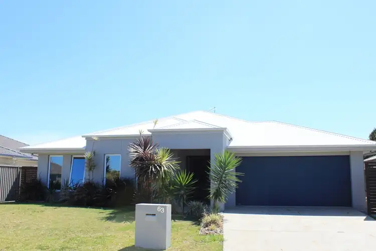 63 Lennox Circuit, Pottsville NSW 2489