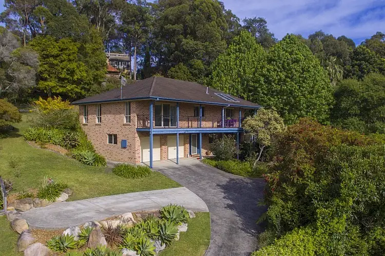10 Moores Road, Avoca Beach NSW 2251