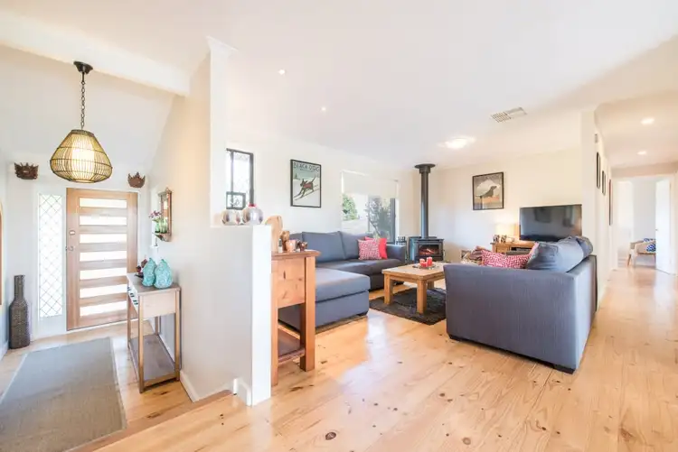 Fifth view of Homely house listing, 8 Mark Court, O'halloran Hill SA 5158