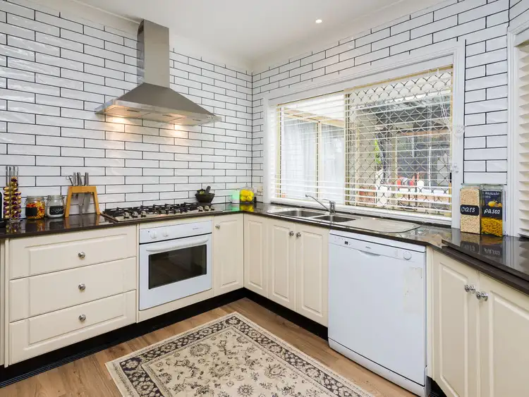 Fifth view of Homely house listing, 2 Sundown Drive, Paradise Point QLD 4216