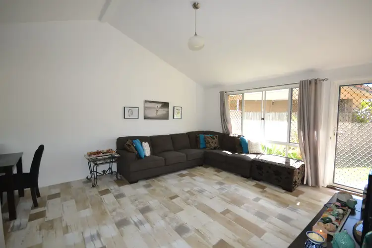 9/50 St Kevins Avenue, Benowa QLD 4217