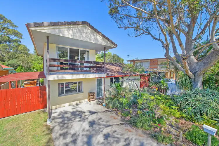 21 Evans Street, Lake Cathie NSW 2445