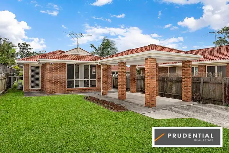 20 Melba Place, St Helens Park NSW 2560