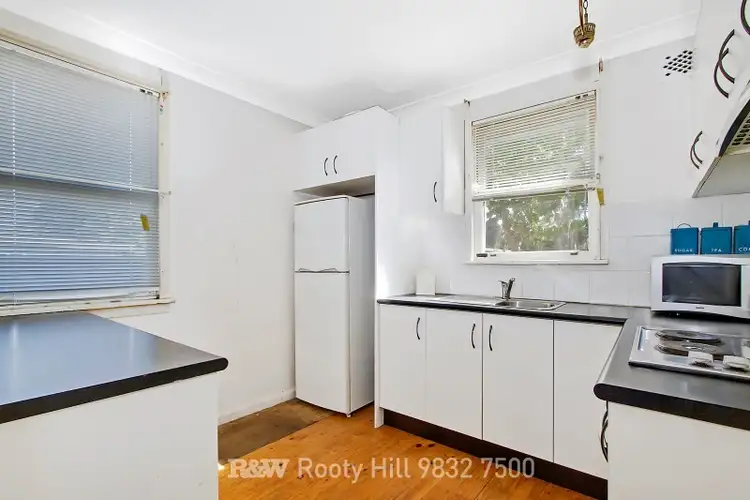 Second view of Homely house listing, 32 Wangaroa Crescent, Lethbridge Park NSW 2770