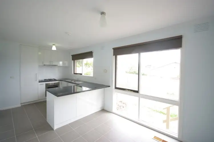 Second view of Homely house listing, 7 Embley Glade, Endeavour Hills VIC 3802