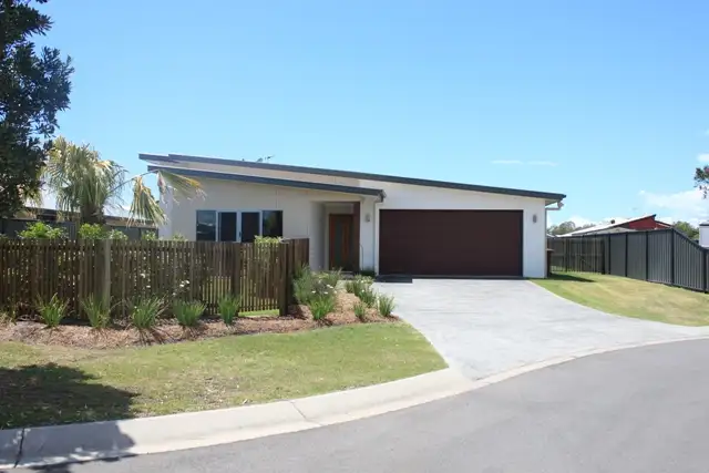 23 Bryan Court, Burrum Heads QLD 4659