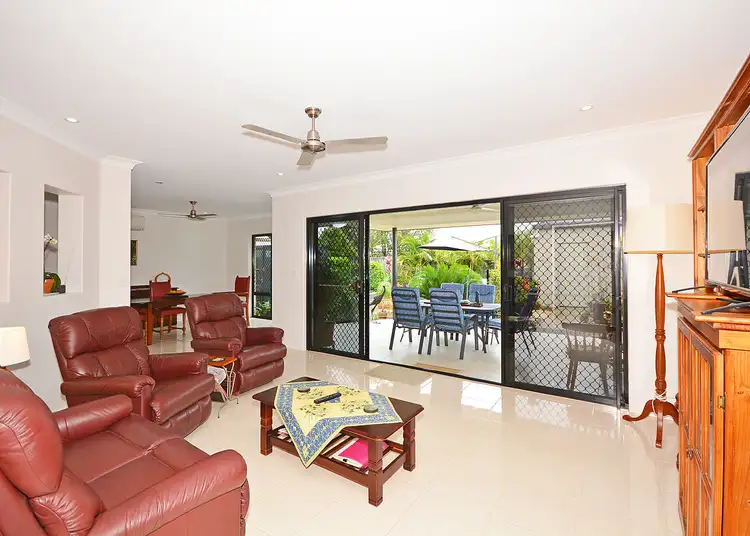 Seventh view of Homely house listing, 15 Anchorage Circuit, Point Vernon QLD 4655