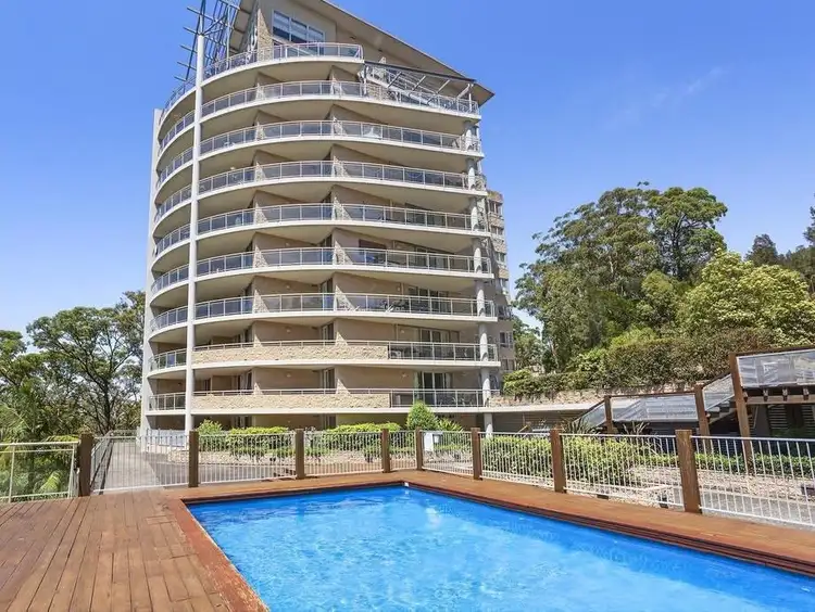 175/80 John Whiteway Drive, Gosford NSW 2250