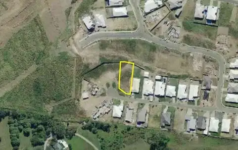 16 McIlwraith Way, Rural View QLD 4740