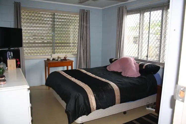 Fourth view of Homely semi-detached listing, 19 O'Connor Street, Rosslea QLD 4812
