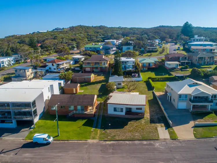Third view of Homely house listing, 8 Ocean Parade, Boat Harbour NSW 2316