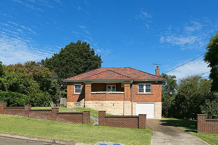 17 Narani Crescent, Northbridge NSW 2063