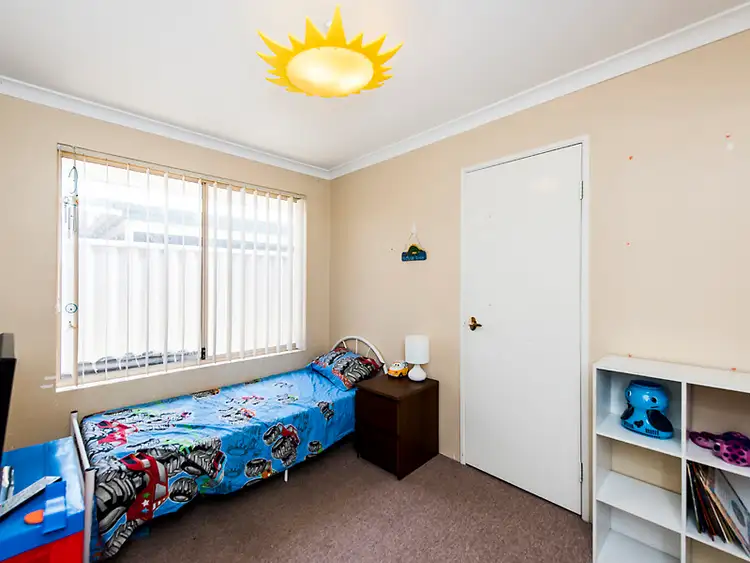 Seventh view of Homely house listing, 10 Teraglin Way, Warnbro WA 6169