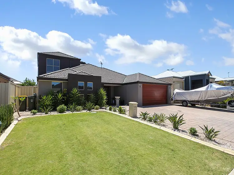 23 Rossmore Drive, Madeley WA 6065