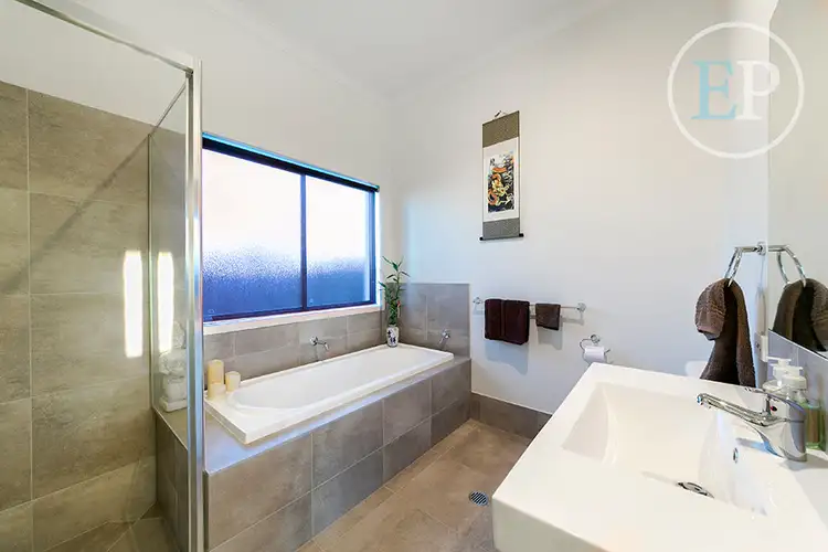 Sixth view of Homely house listing, 2 Kyle Street, Bridgeman Downs QLD 4035