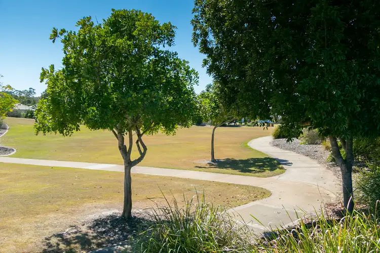 5 Seacrest Drive, Wondunna QLD 4655